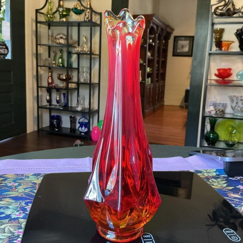 MCM‎ Amberina Kanawha Swung Vtg Ombré Art Glass Bud Vase Diamond Cut 9